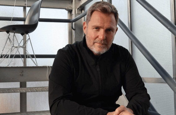 Simon Squibb Net Worth