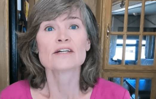 Liz Amazing Net Worth